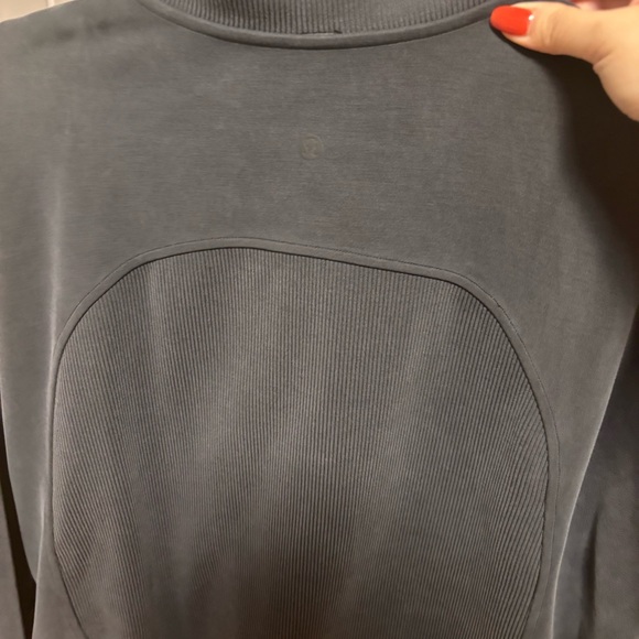 Lululemon Athletica Black High-Neck Sweatshirt - Picture 6 of 7